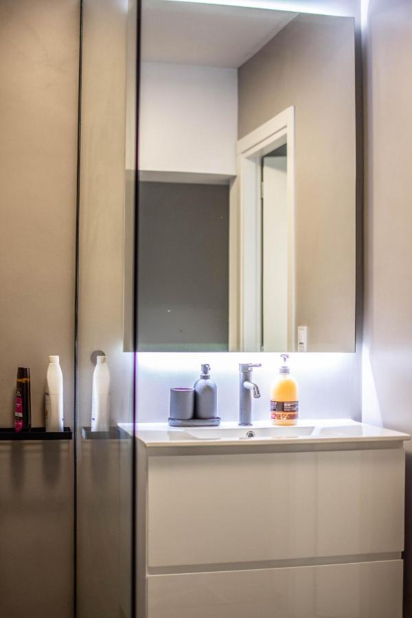 Aris In Kolonaki Apartment เอเธนส์ ภายนอก รูปภาพ